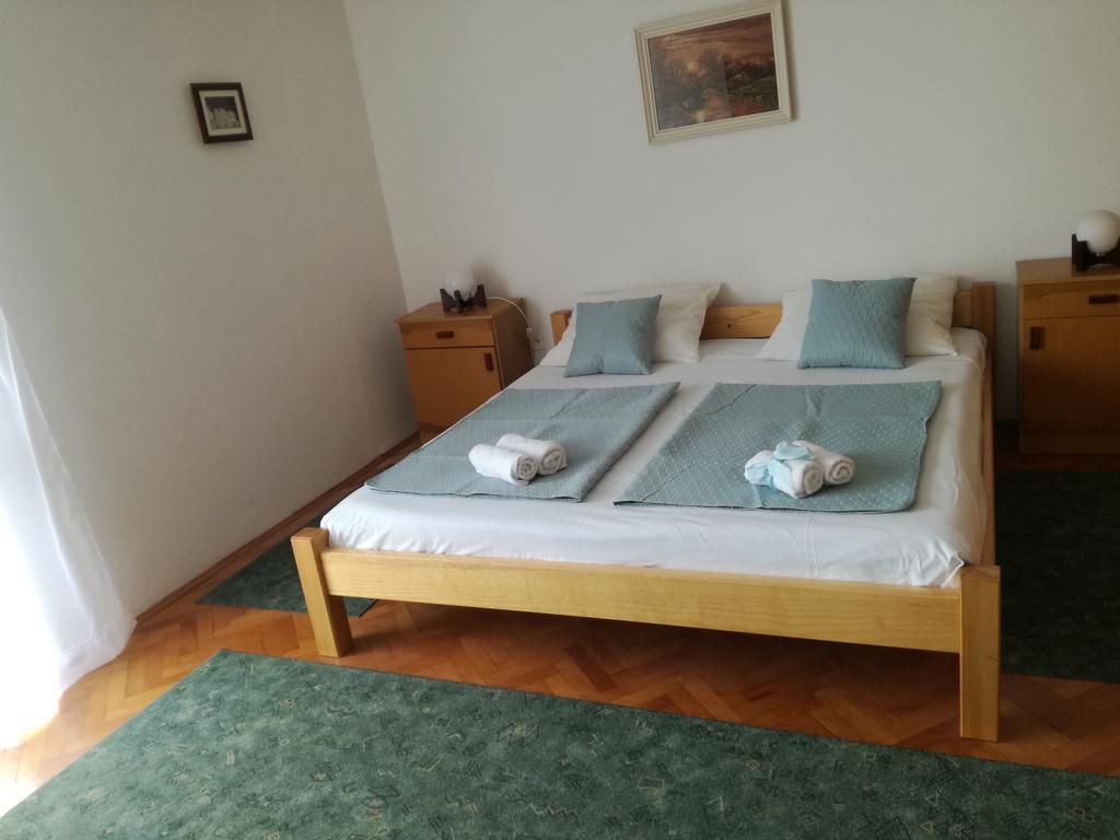 Apartman Maja & Marin Appartamento Biograd Na Moru Esterno foto